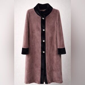 Elegant Mink Blend Coat with Velvet Trim – Size XL